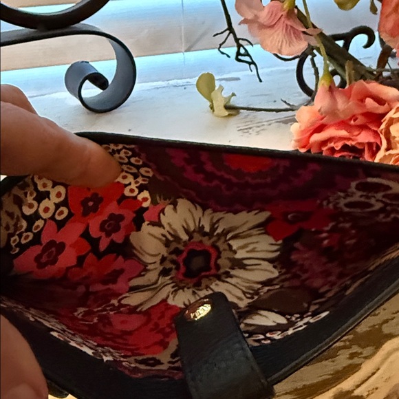 Vera Bradley Slim Travel Organizer Black Genuine pebbled Leather - Picture 10 of 10